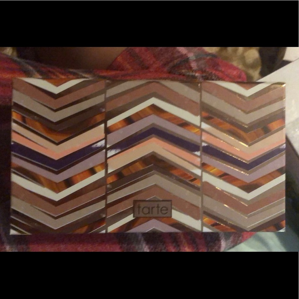 Tarte clay play face shaping palette